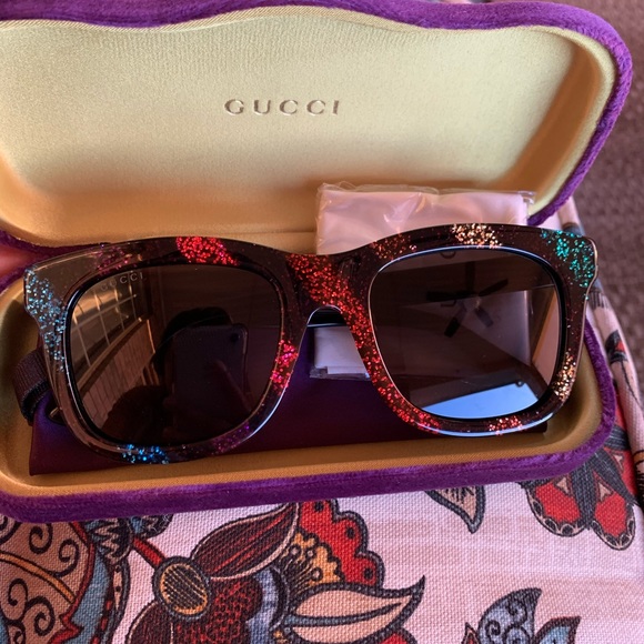 New GG square 😍 multiple color gliter - Picture 3 of 6